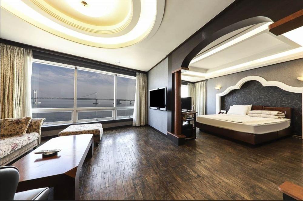 Bridge Hotel Busan Dış mekan fotoğraf