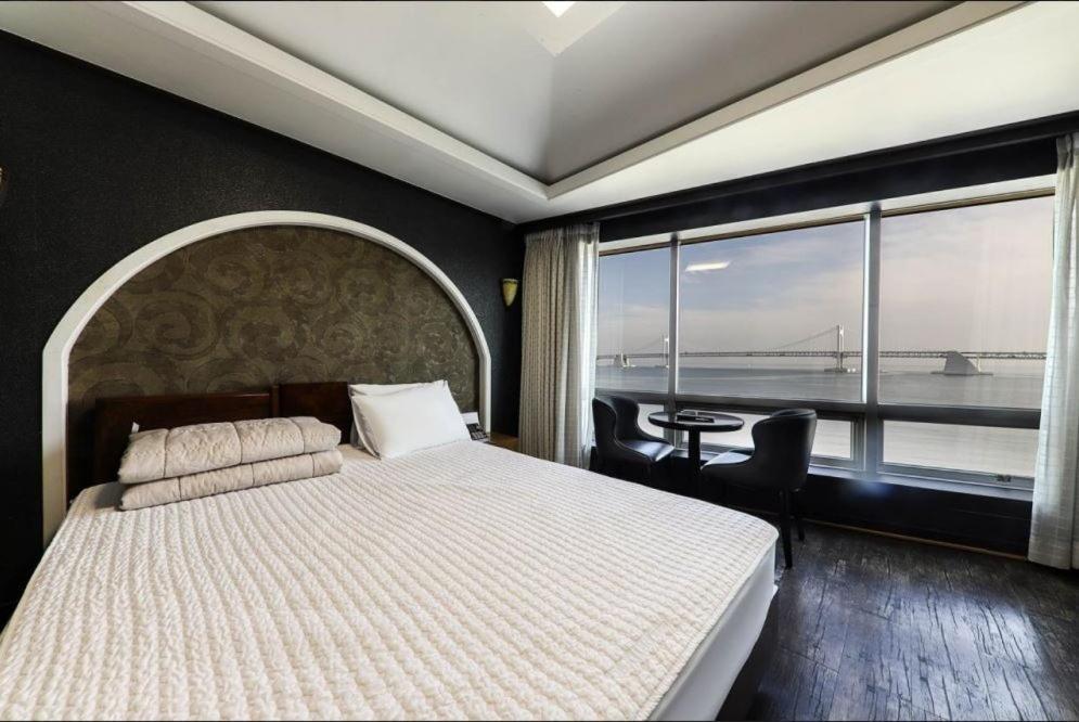 Bridge Hotel Busan Dış mekan fotoğraf