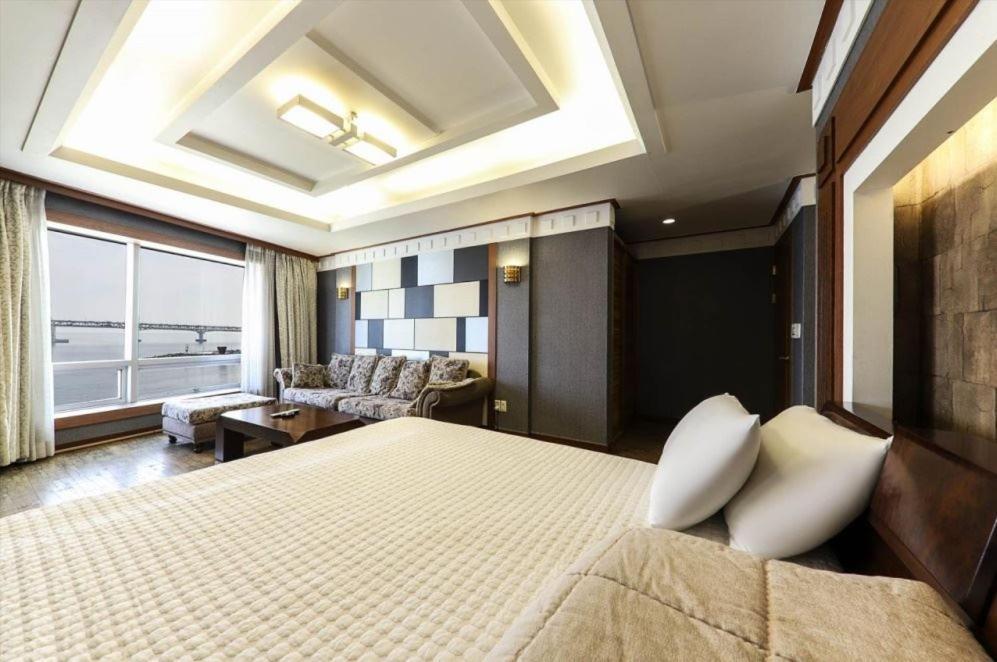 Bridge Hotel Busan Dış mekan fotoğraf